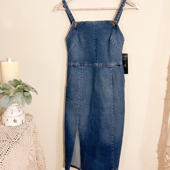 Guess Dark Denim Midi Dress with Straps and Side Slit - Picture 7 of 13